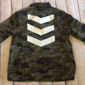 Express Chevron Camo Jacket XL (fits XXL too)
